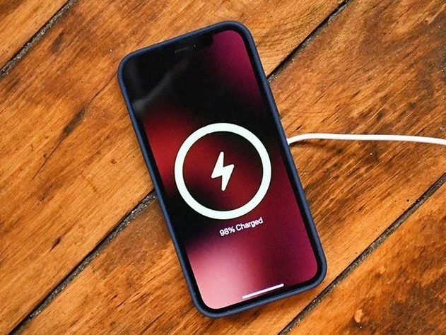 孝义苹果手机维修分享iPhone 12可以随便充电吗 